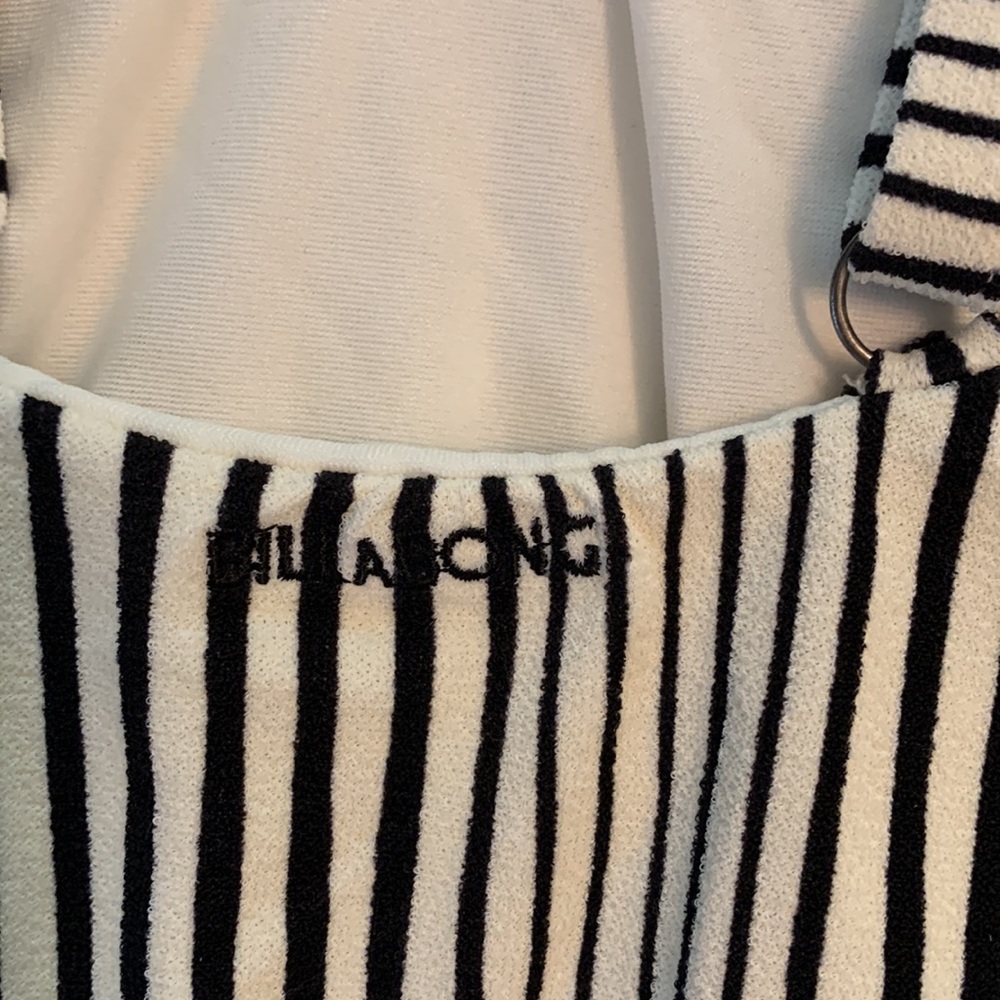 NWOT BILLABONG ONE PIECE - Picture 3 of 3